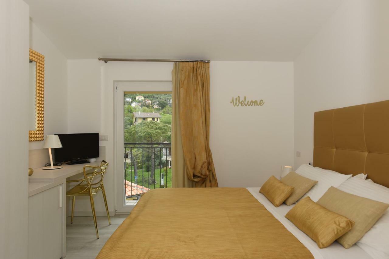 Single Room with Mountain View