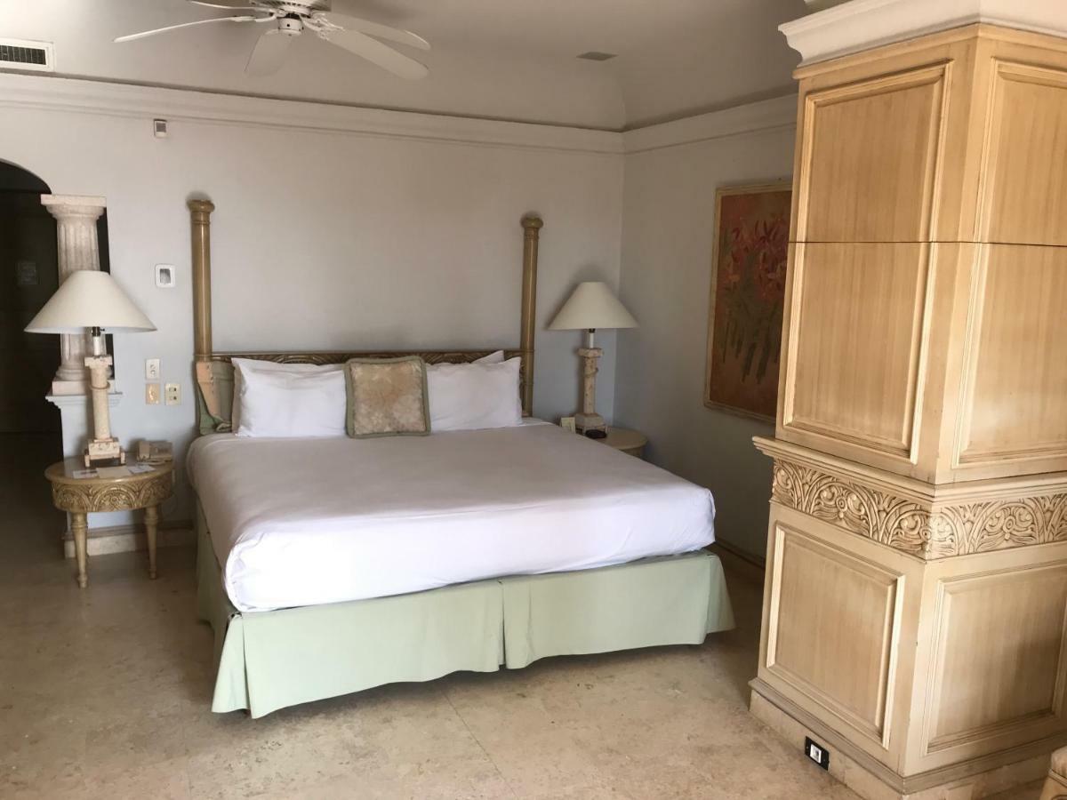 Habitación Deluxe con cama extragrande y desayuno