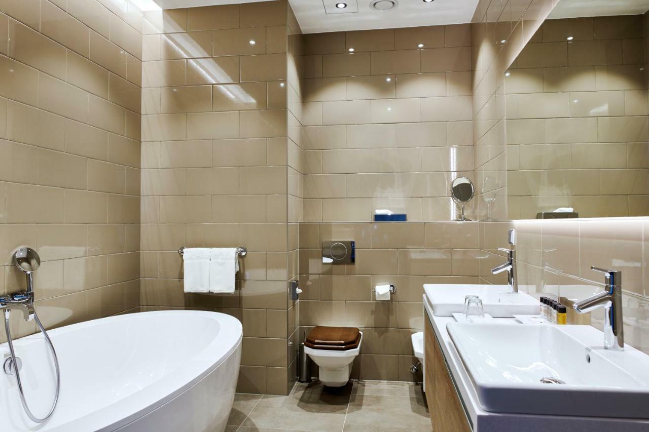 Suite with Spa Access