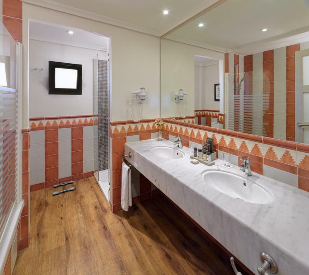 Junior Suite (2 Erwachsene)