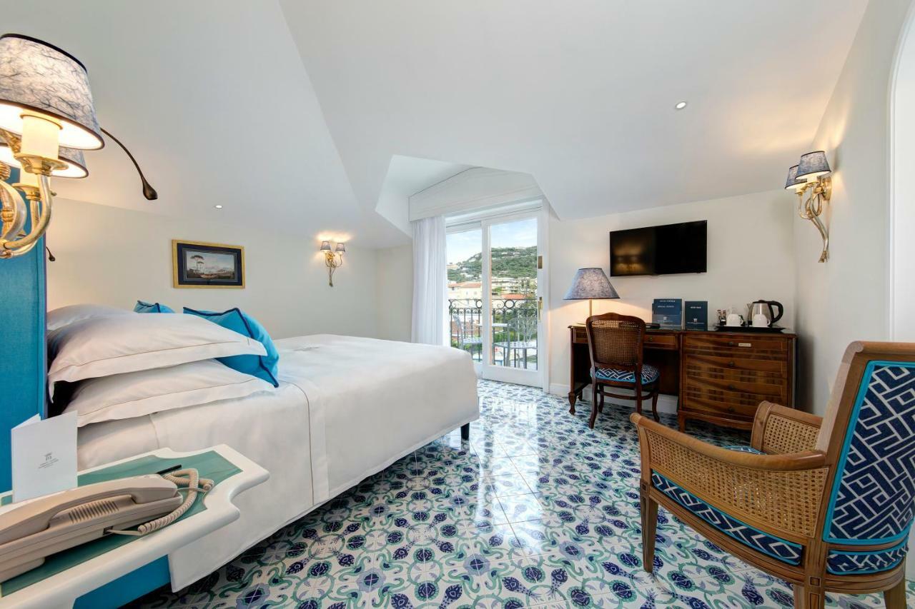Classic Double or Twin Room with Balcony