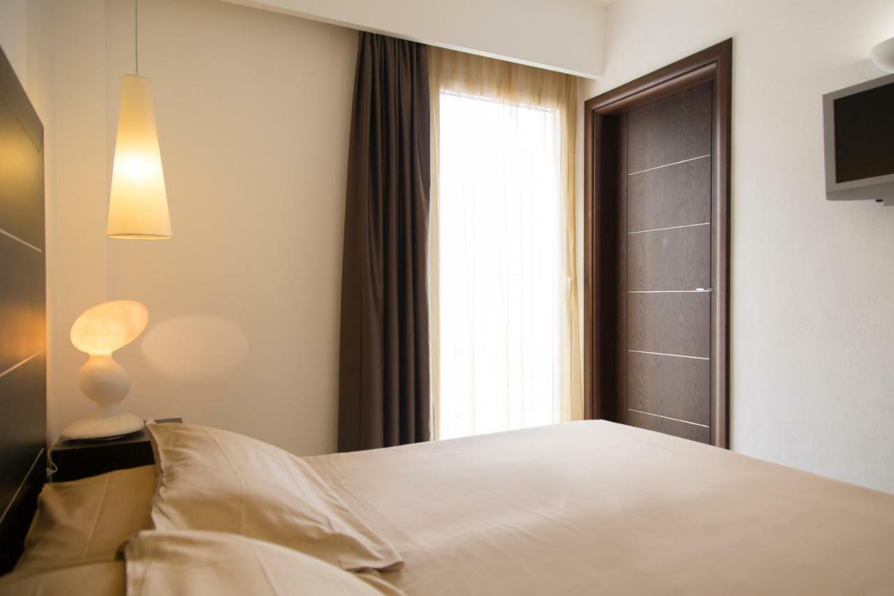 Standard Double or Twin Room,1301613181:JPEG