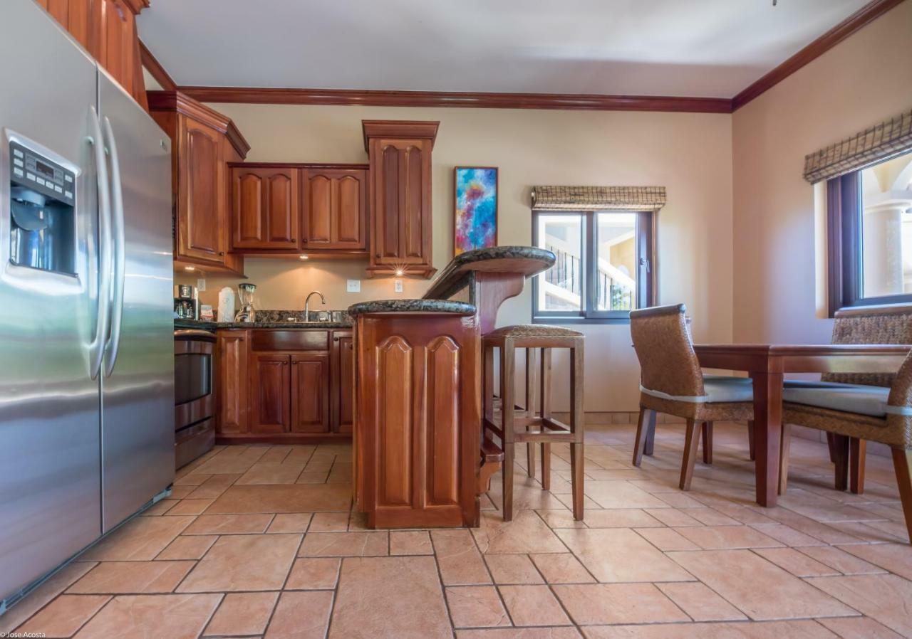 Villa met 1 Slaapkamer en Uitzicht op het Zwembad