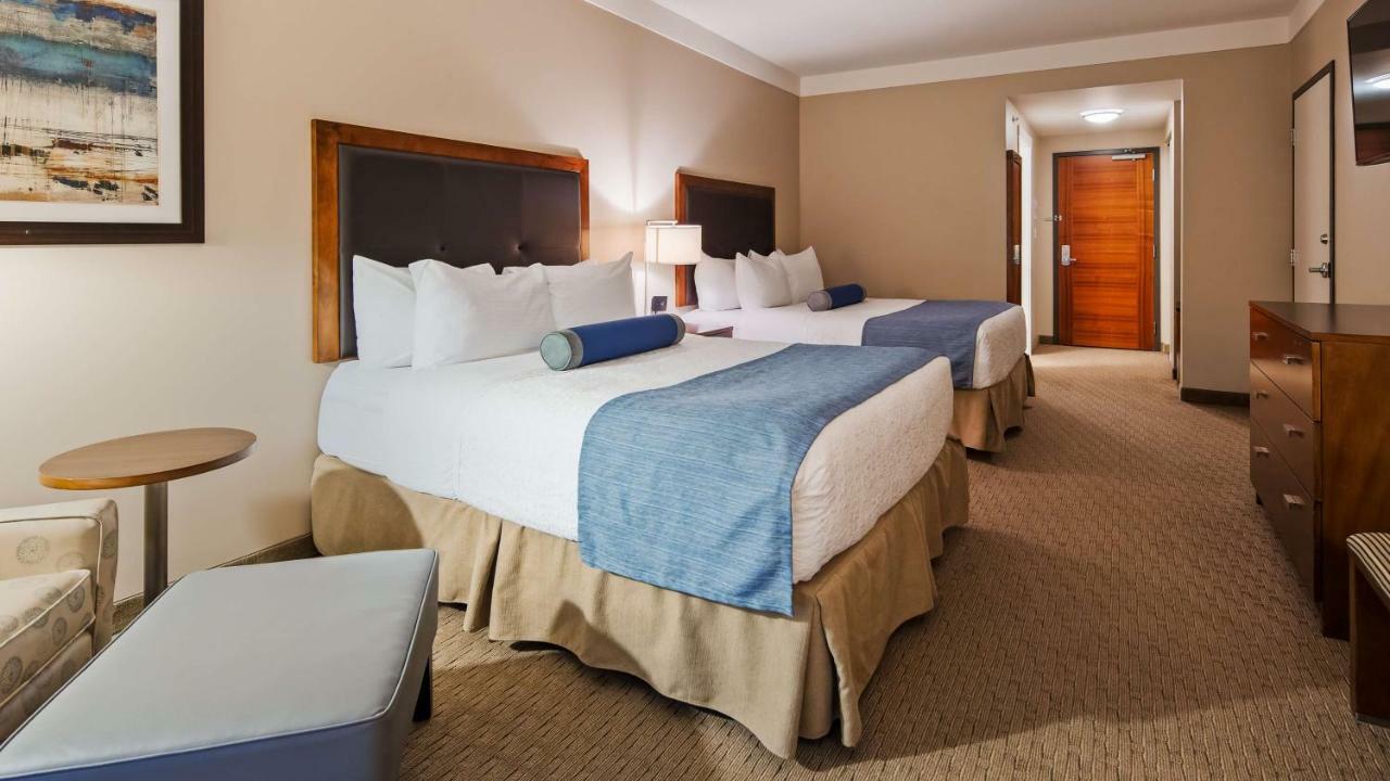 Queen Room with Two Queen Beds - Pet Friendly/Non-Smoking
