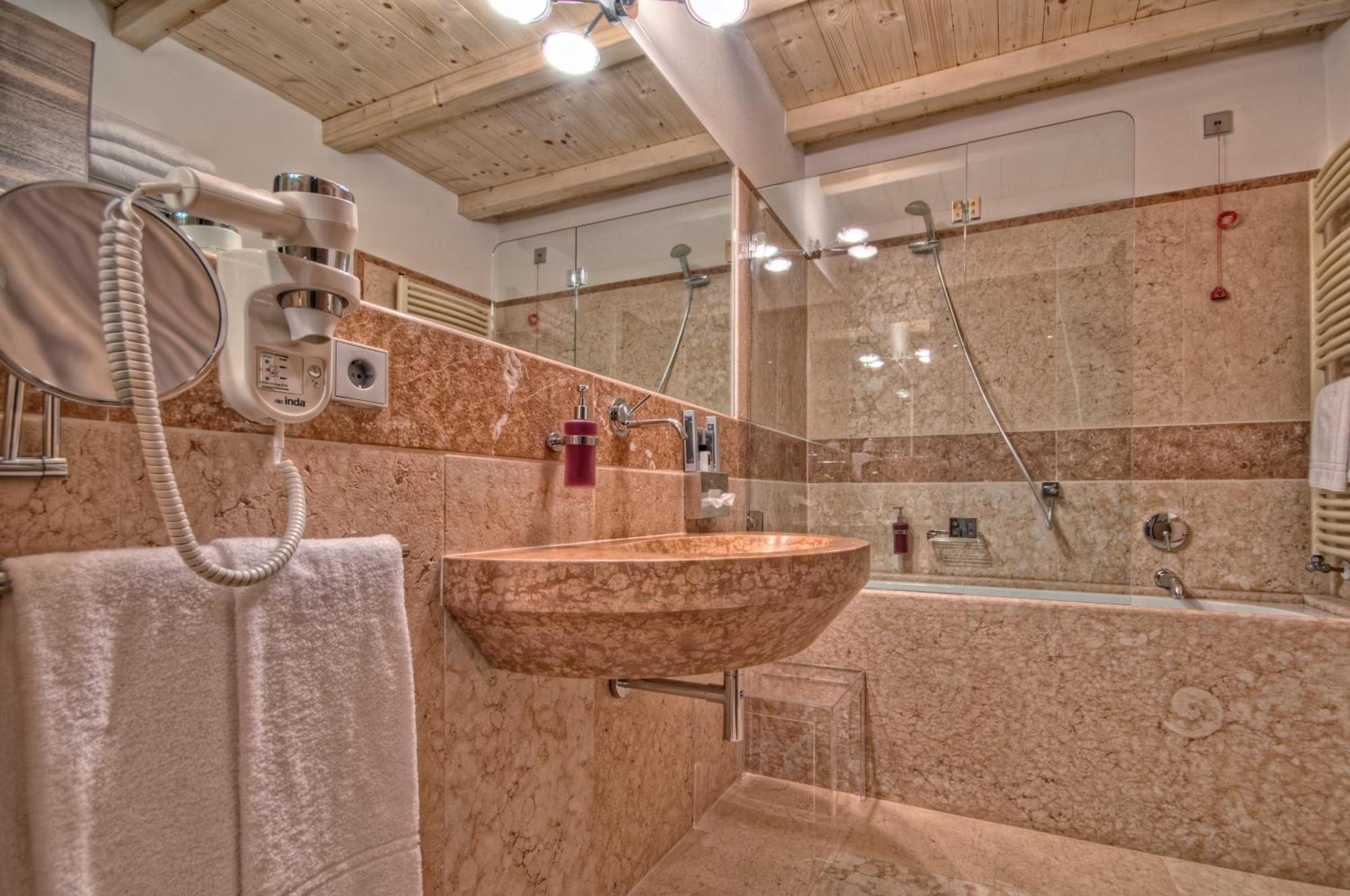 Classic Double or Twin Room