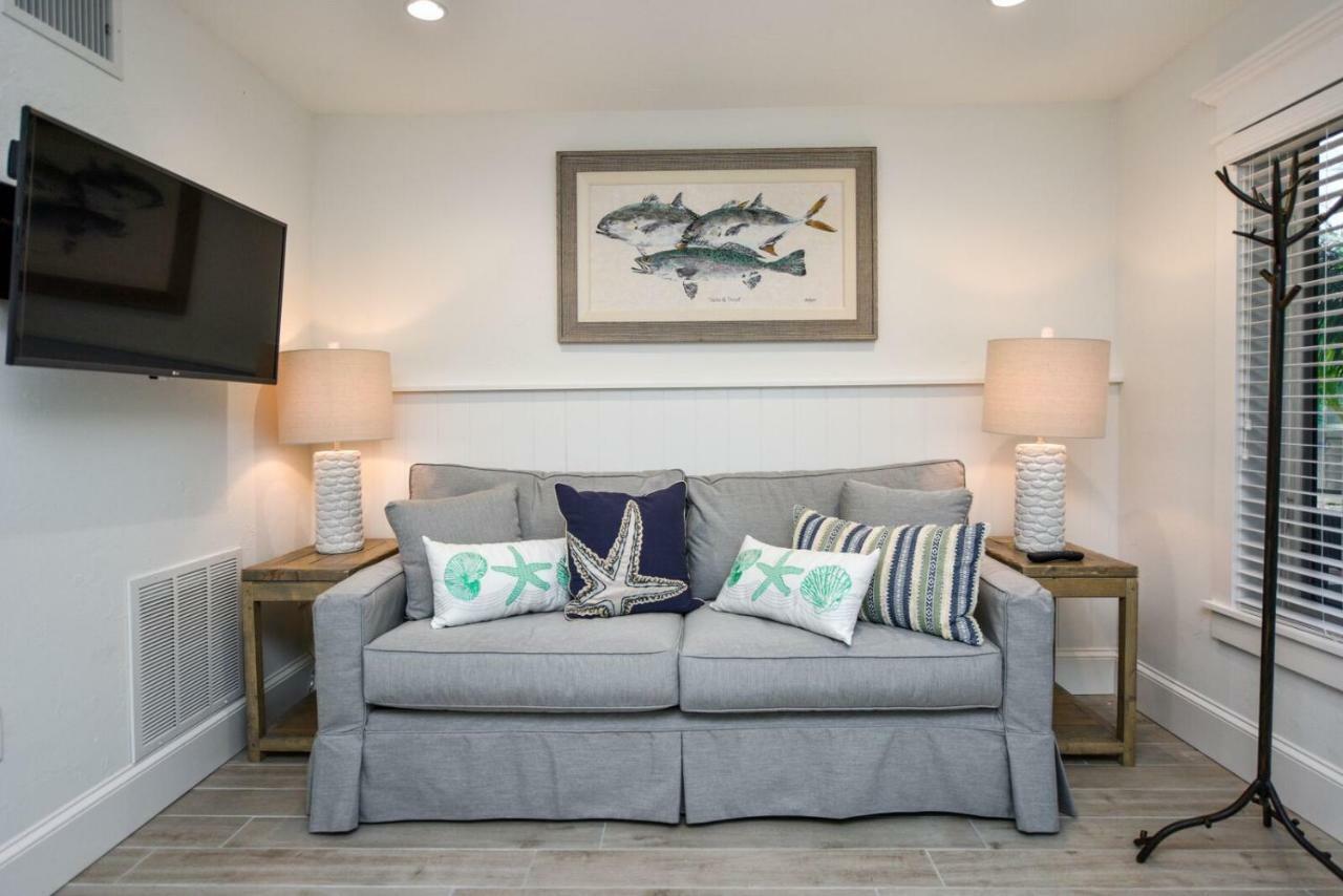 1 Bedroom King Suite