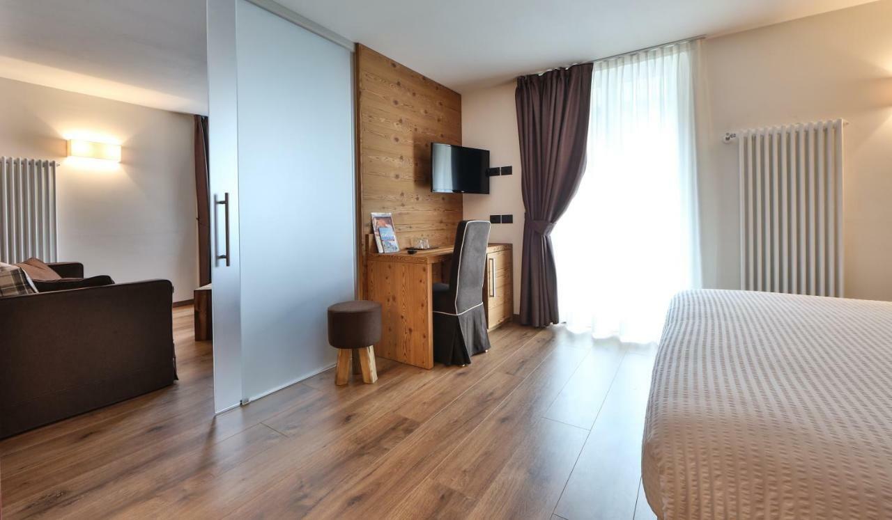 Suite Sauna,909435949:JPEG