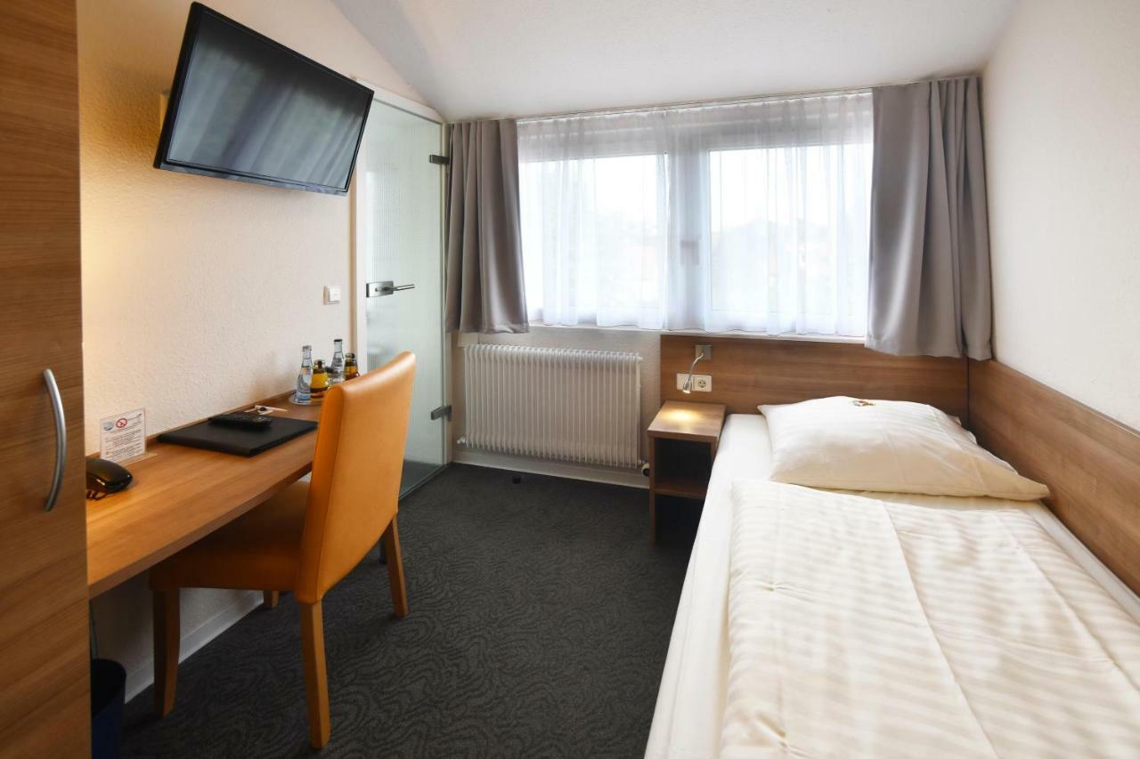 Economy Single Room,909794392:JPEG