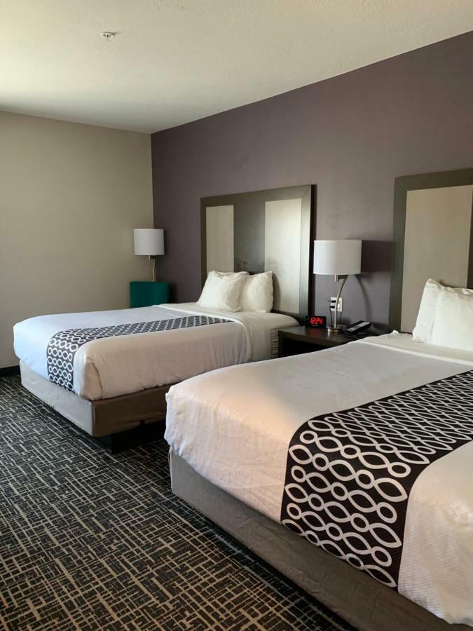 Deluxe Queen Room with Two Queen Beds