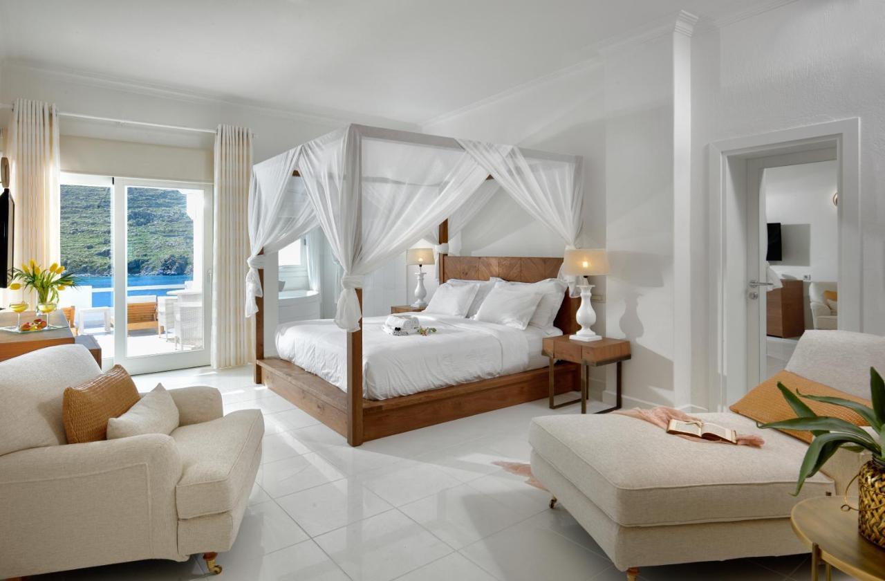Dreamy Honeymoon Suite with Sea View Outdoor Jacuzzi