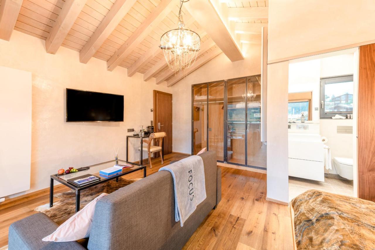 Deluxe Double Room with Matterhorn View