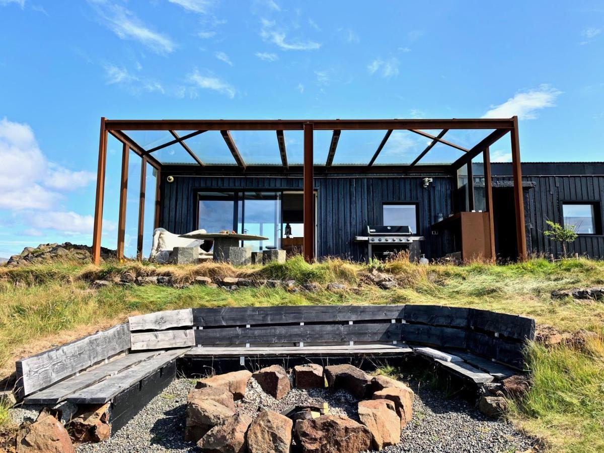 Three-Bedroom Villa The Hilltop House