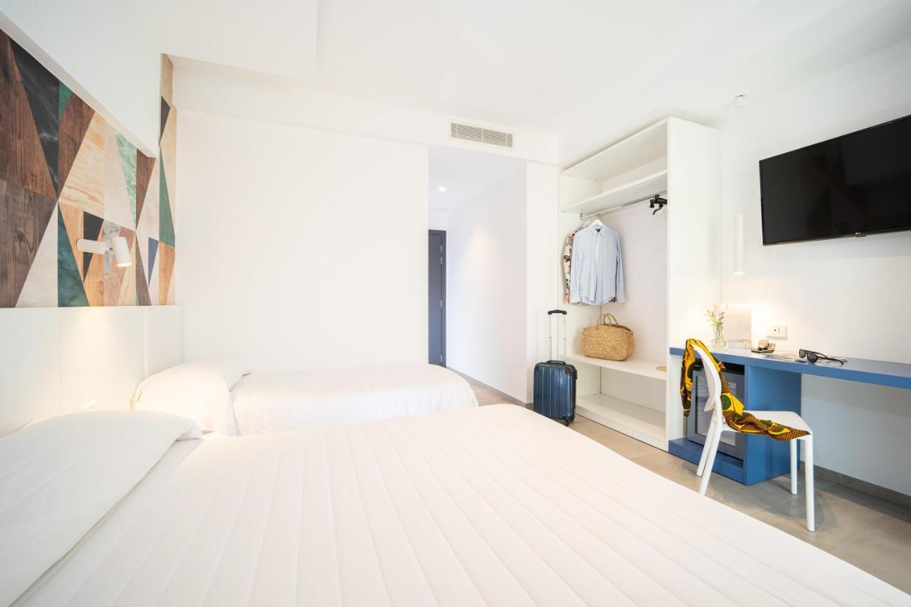 Superior Triple Room,943079947:JPEG