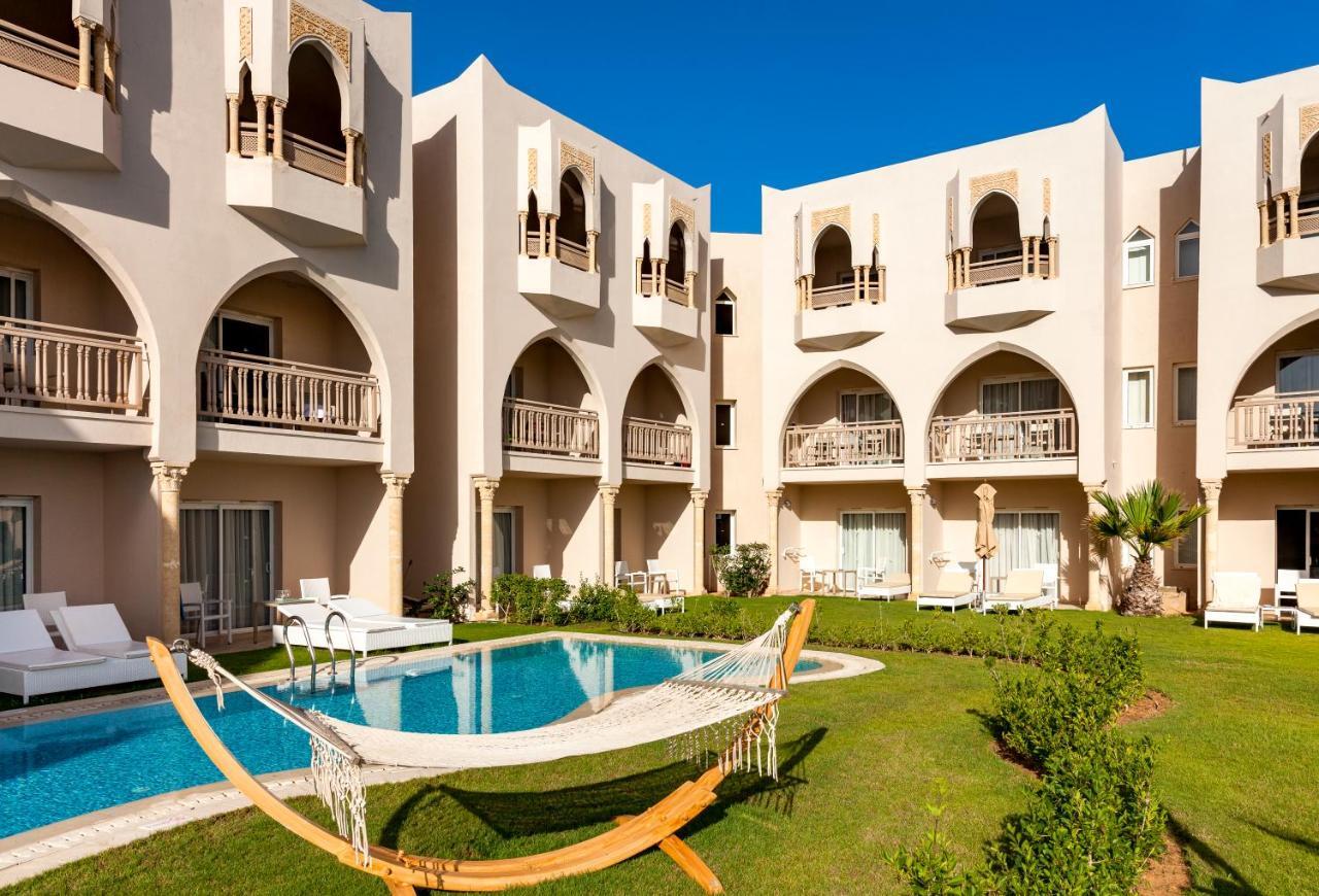 Double or Twin Room Swimming Pool Access,948223282:JPEG