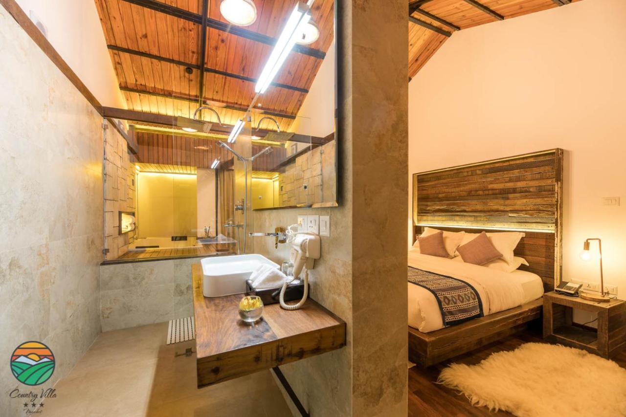 Executive Suite with Jacuzzi and Sauna, Mountain View, 10% Discount on Food