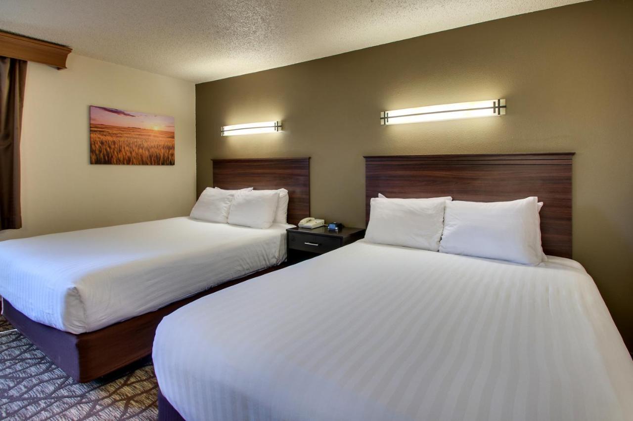 Queen Room with Two Queen Beds - Disability Access
