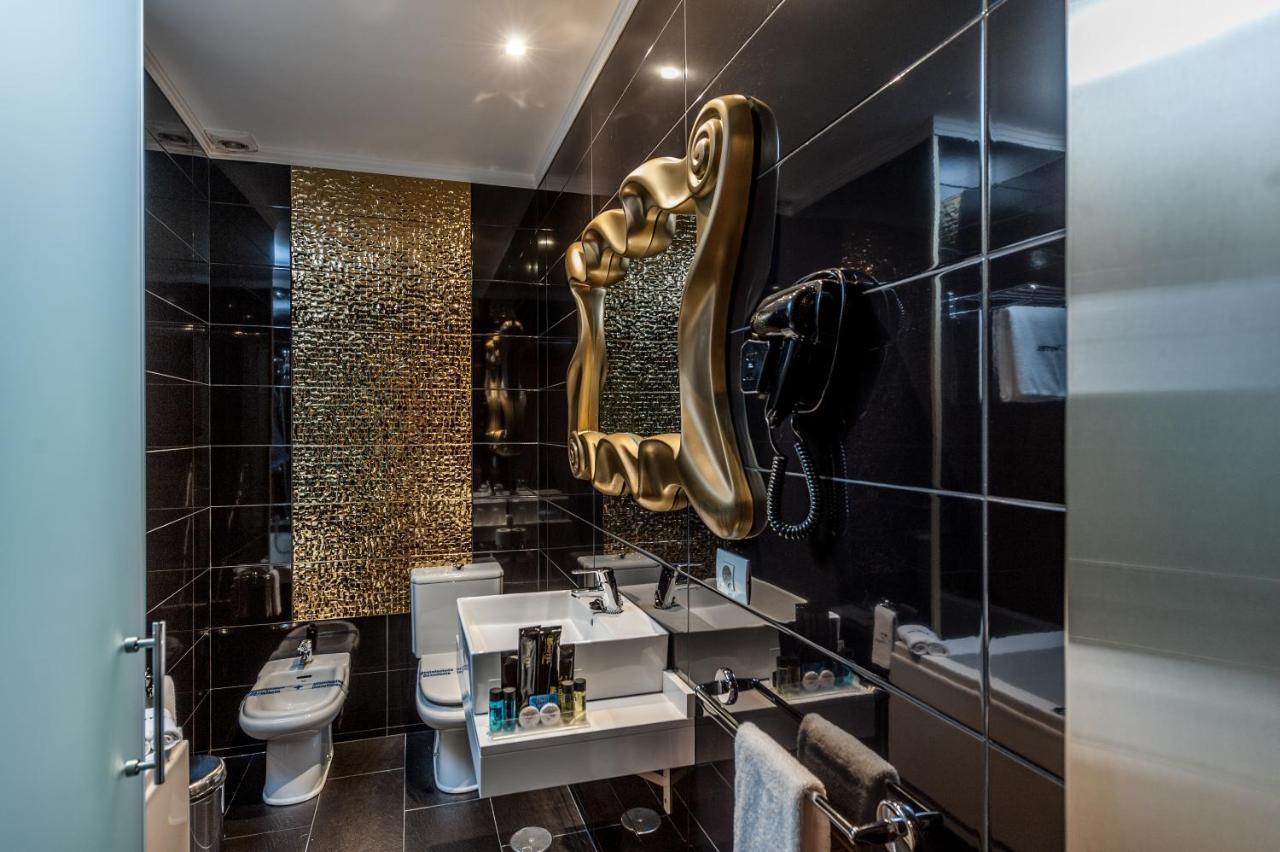 King Room Spa Bath