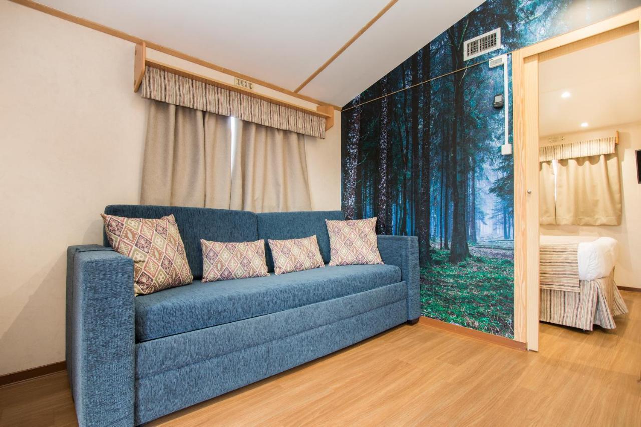 One-Bedroom Bungalow