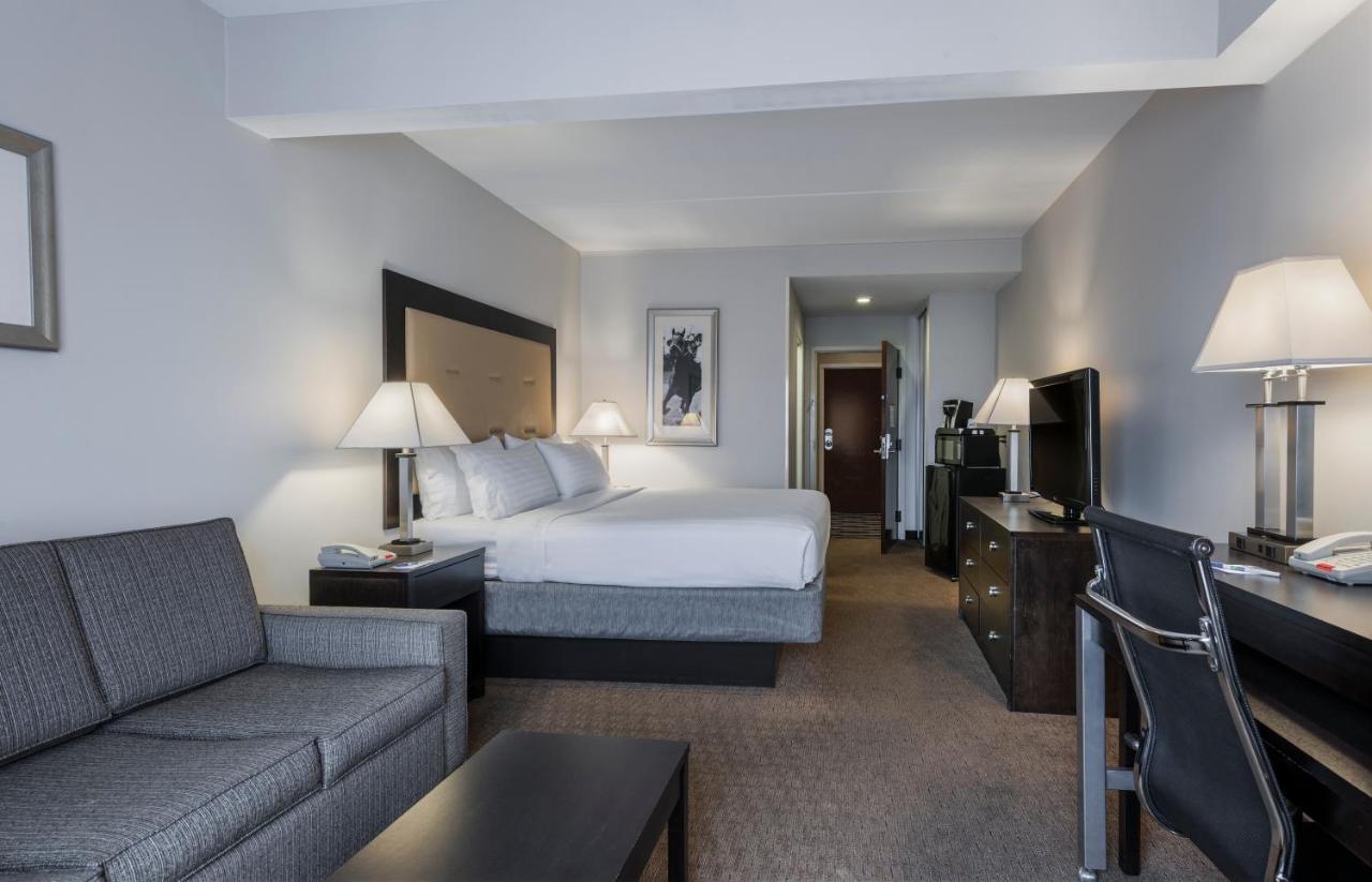 Standard King Room