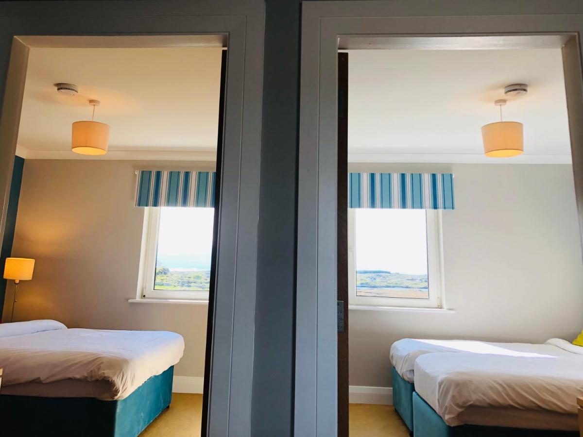 Two-Bedroom Suite,211968641:JPEG