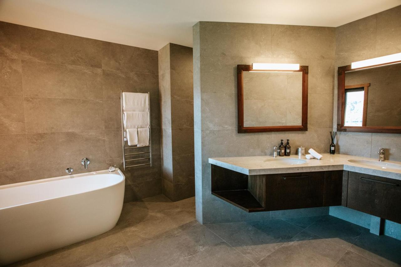 Retreat Suite
