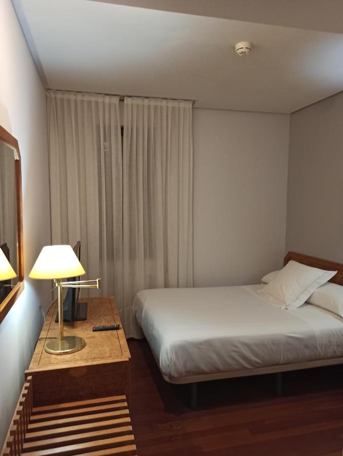 Single Room,1233382064:JPEG