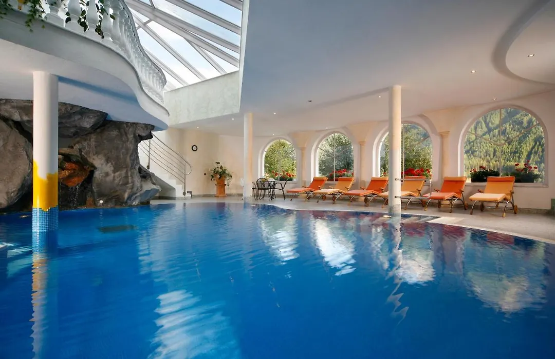 Hotel Kranebitt-1