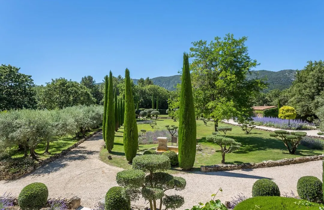 Domaine Les Roullets-1