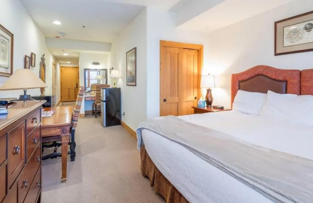 Bear Creek Lodge 303C Hotel Room-1