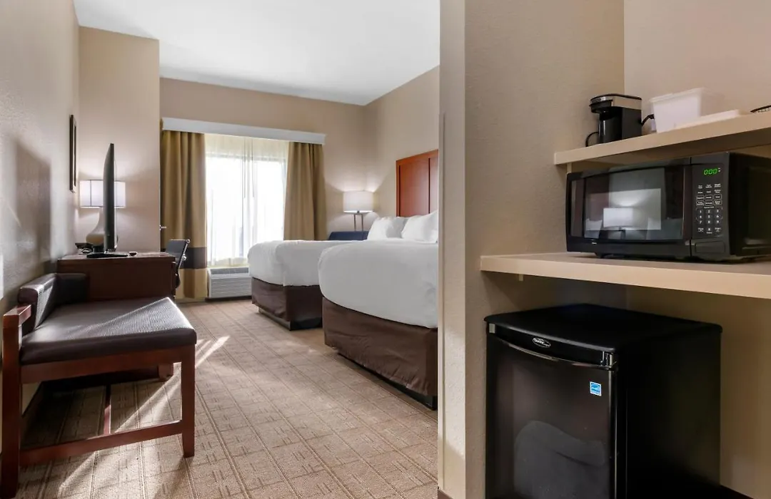 Comfort Inn & Suites North Mankato-1