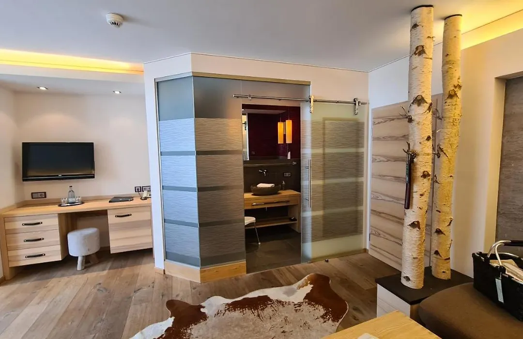 Verwöhn-Wellnesshotel Walserhof-1