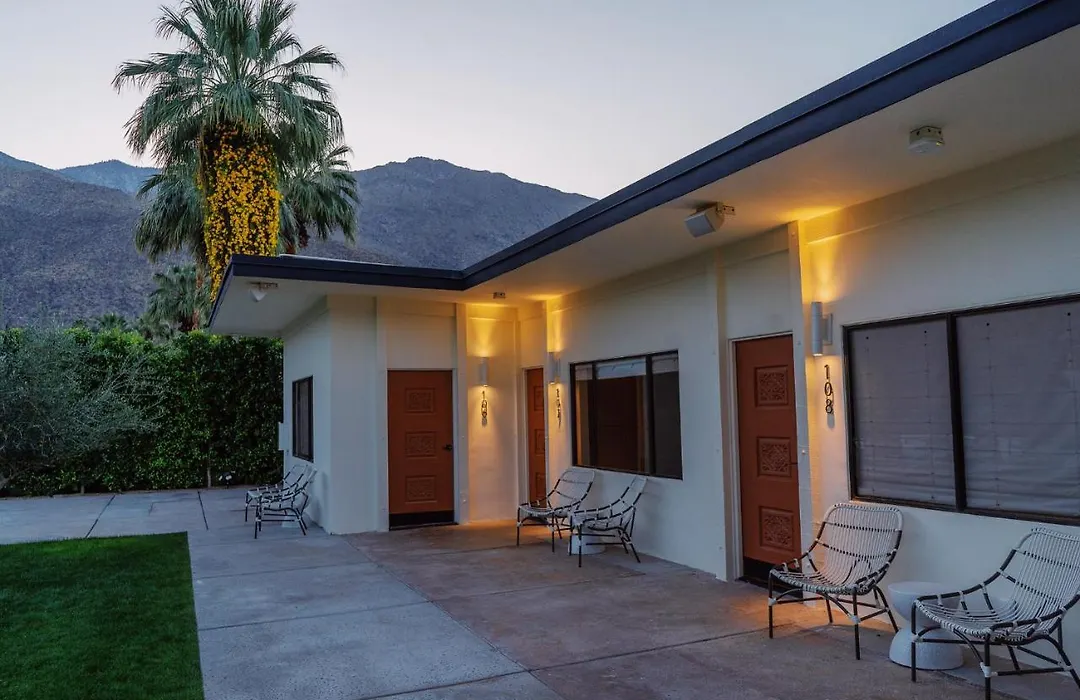 Azure Sky Hotel - Adults Only - A Town & Desert Boutique Hotel-1