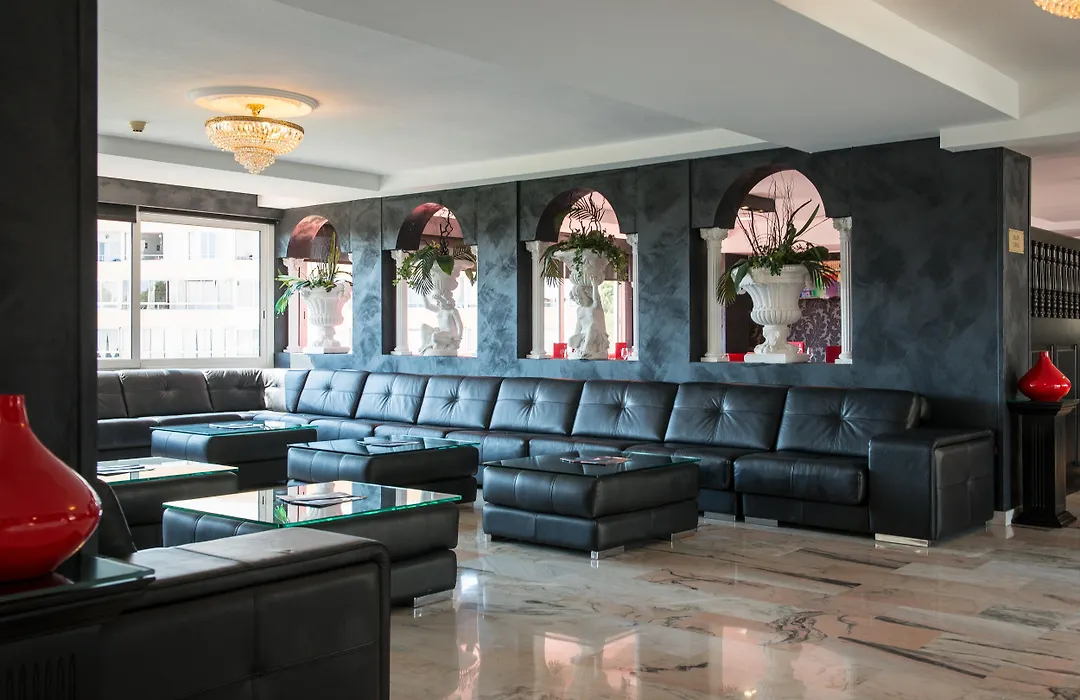 Salles Hotels Marina Portals-1