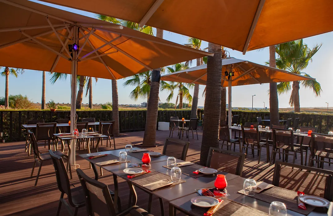 Wine & Books By The Sea, Algarve Resort-1