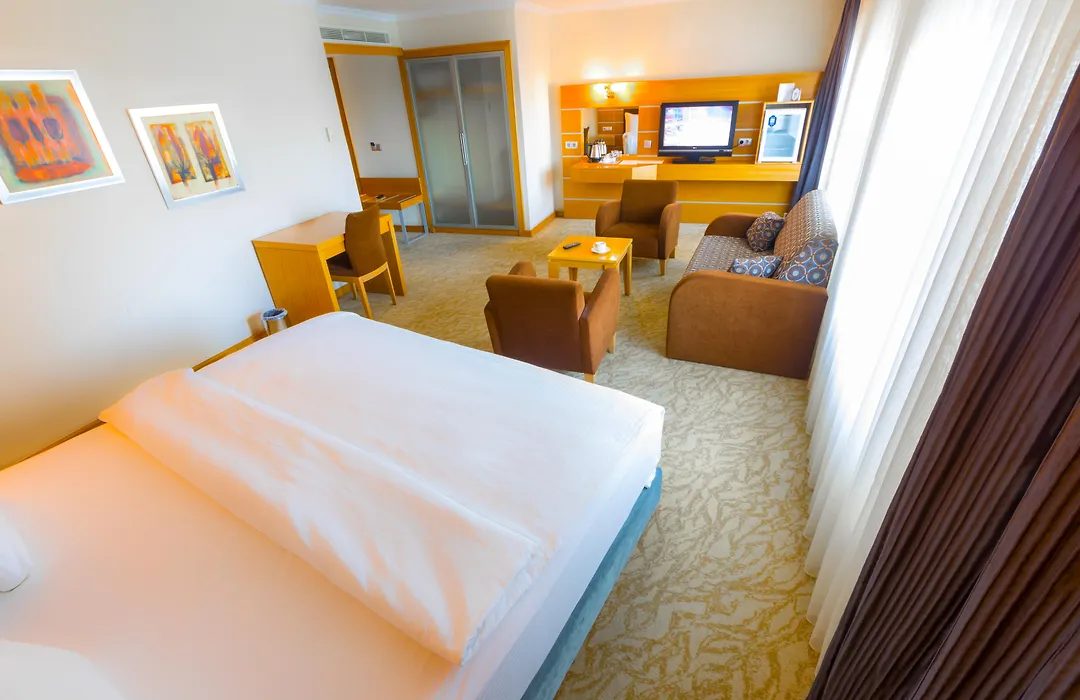 Ankara Plaza Hotel-1