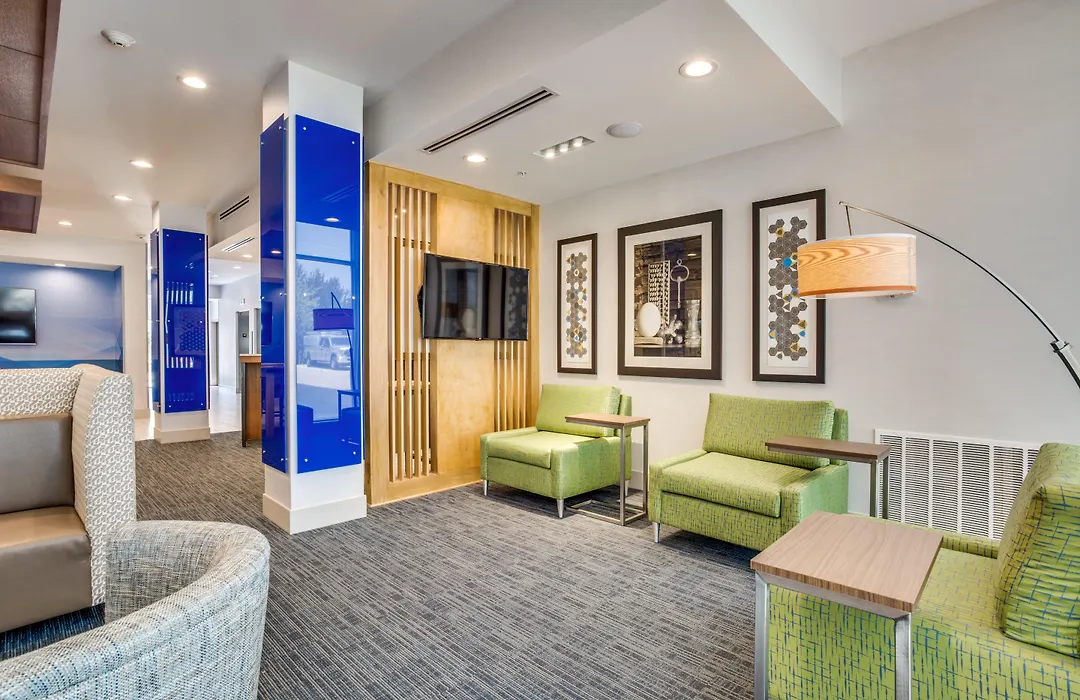 Hilton Garden Inn Denton-1