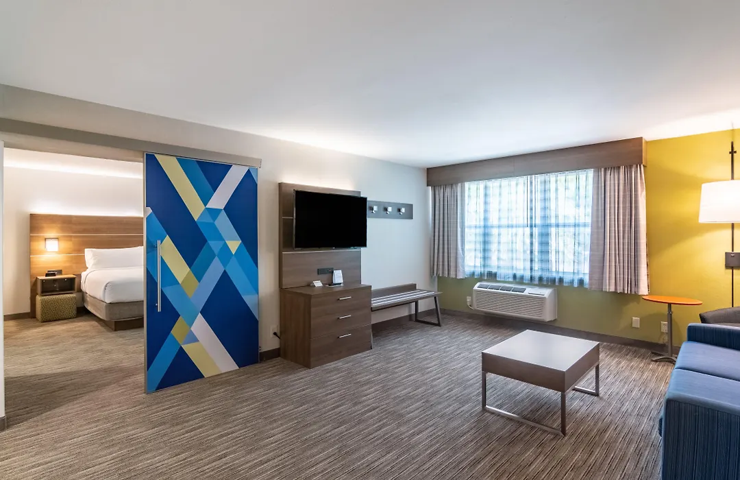 Holiday Inn Express & Suites Camarillo By Ihg-1