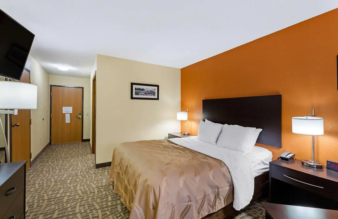 Quality Inn Wooster-1