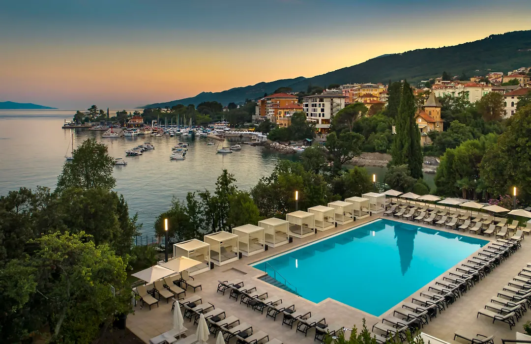 Hotel Ambasador - By Liburnia Hotels & Villas-1