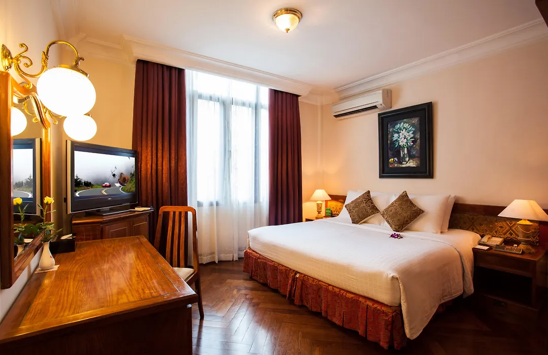 Hotel Majestic Saigon-1