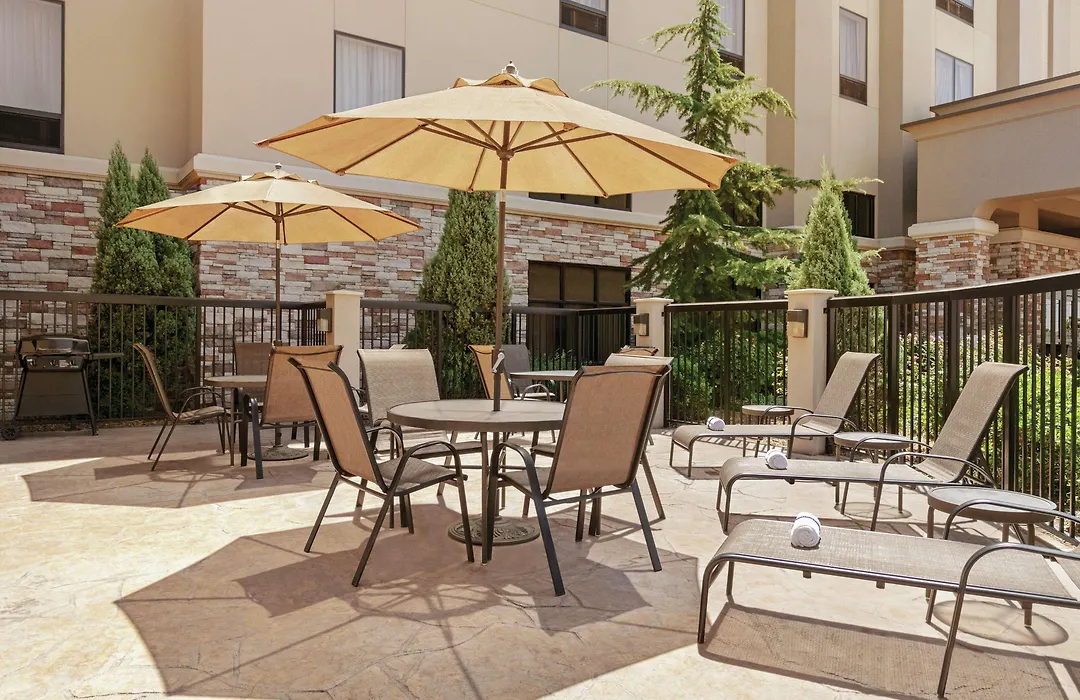 Hampton Inn & Suites Enid-1