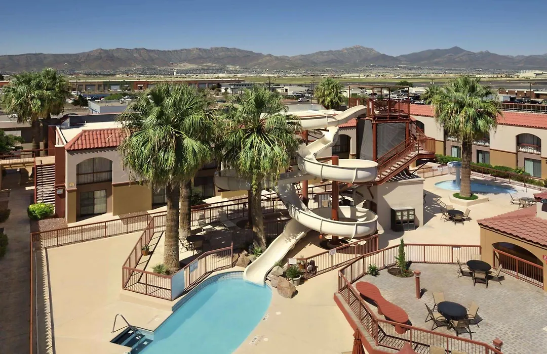 Wyndham El Paso Airport And Water Park-1