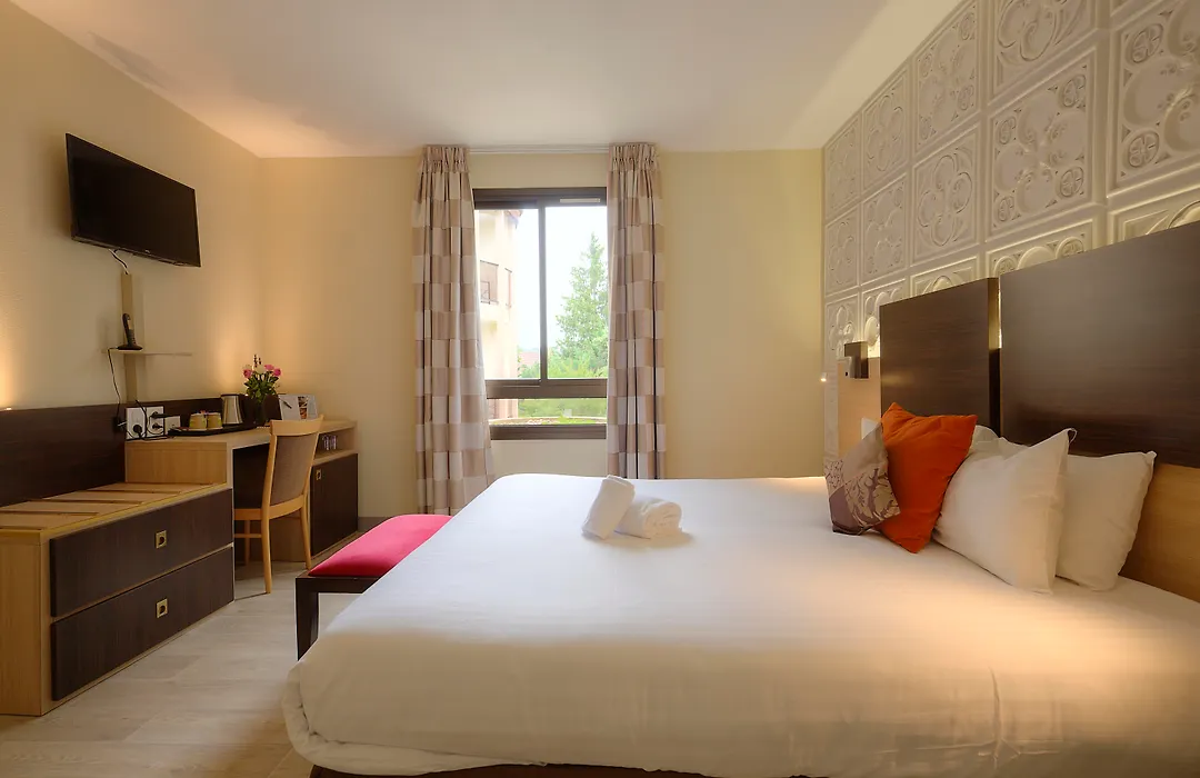 Au Grand Hotel De Sarlat - Pavillon De Selves-1