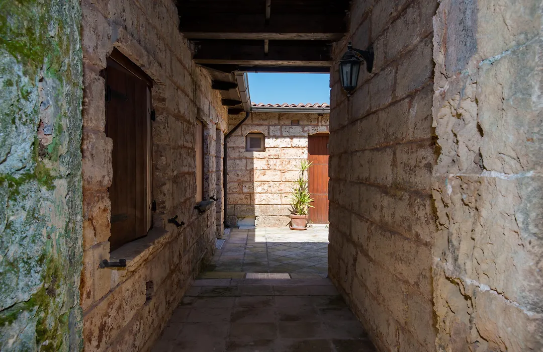 Relais Masseria Casina Dei Cari-1