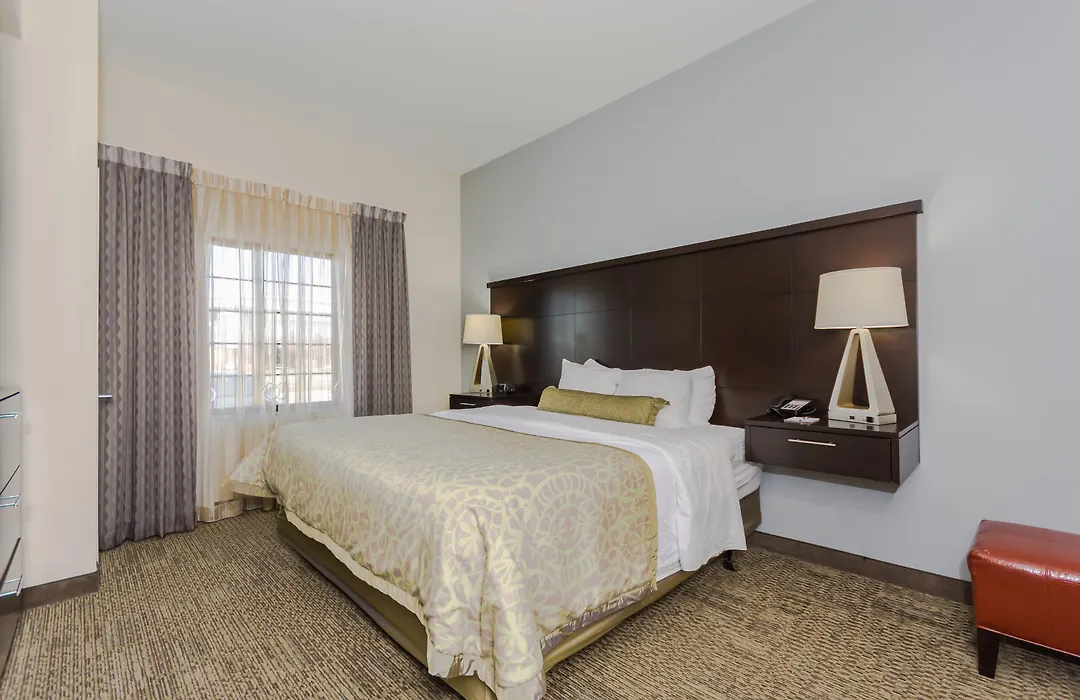 Staybridge Suites Grand Forks By Ihg-1