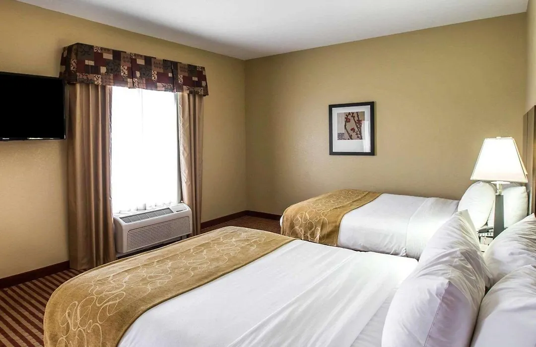 Comfort Suites Waycross-1