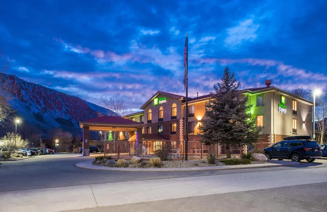 Holiday Inn Express Glenwood Springs Aspen Area By Ihg-1