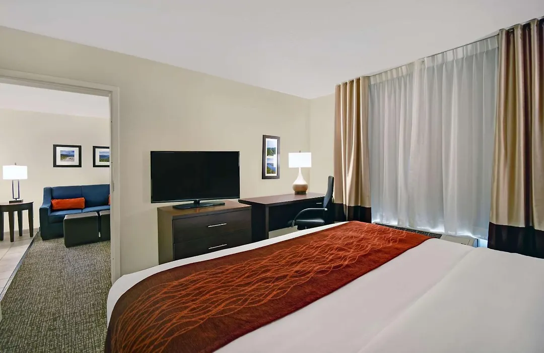 Comfort Inn & Suites Wilton-1