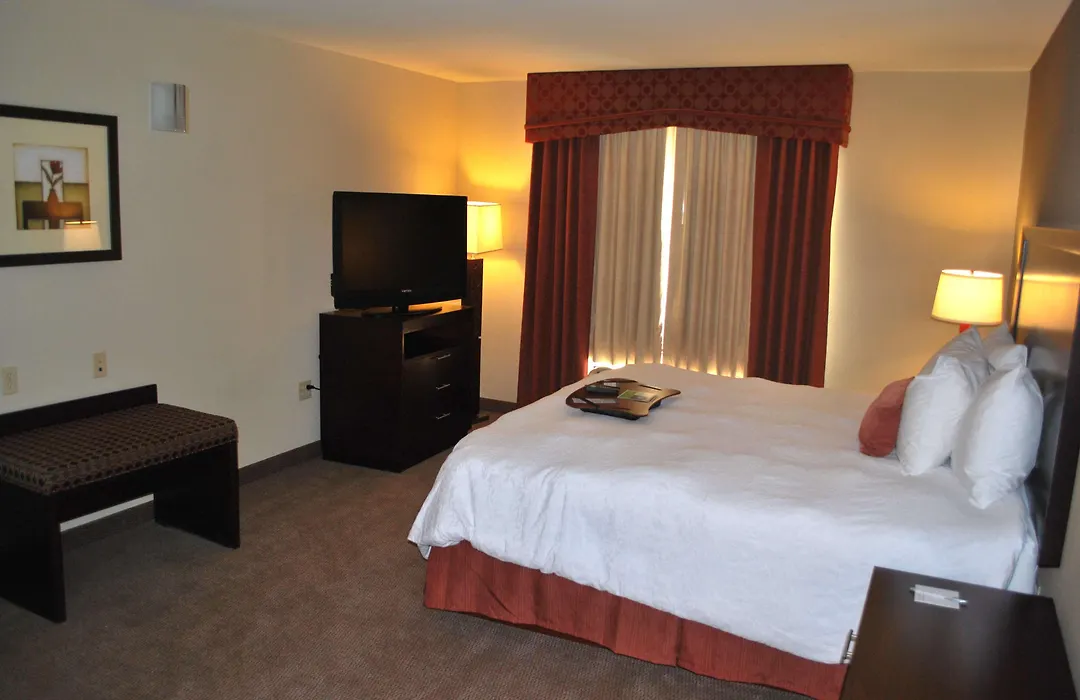 Hampton Inn & Suites Phoenix/Gilbert-1