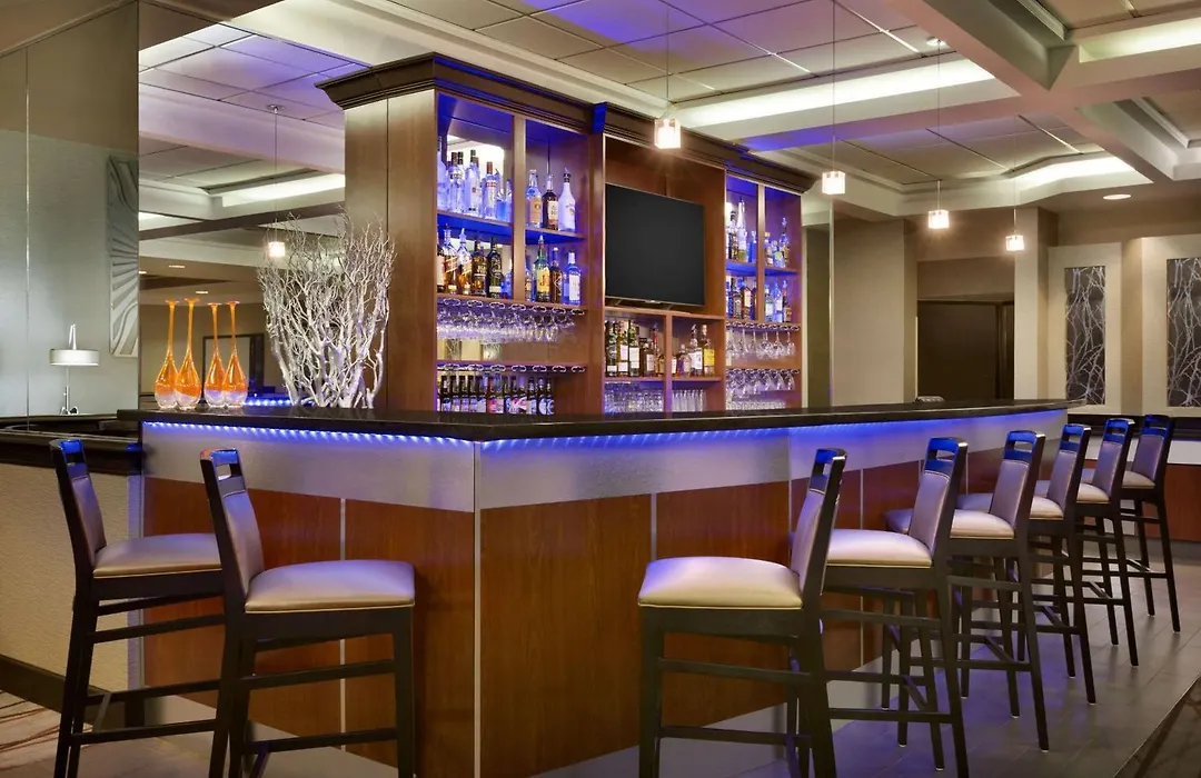 Radisson Akron-Fairlawn Copley-1